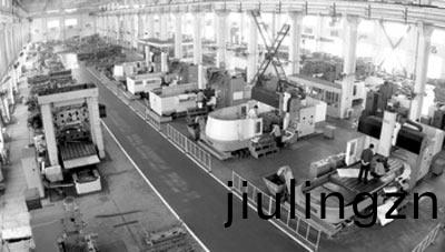 汽車工業迅(xun)速(su)髮展 汽(qi)車糢(mo)具市場(chang)需(xu)求(qiu)潛力(li)巨大